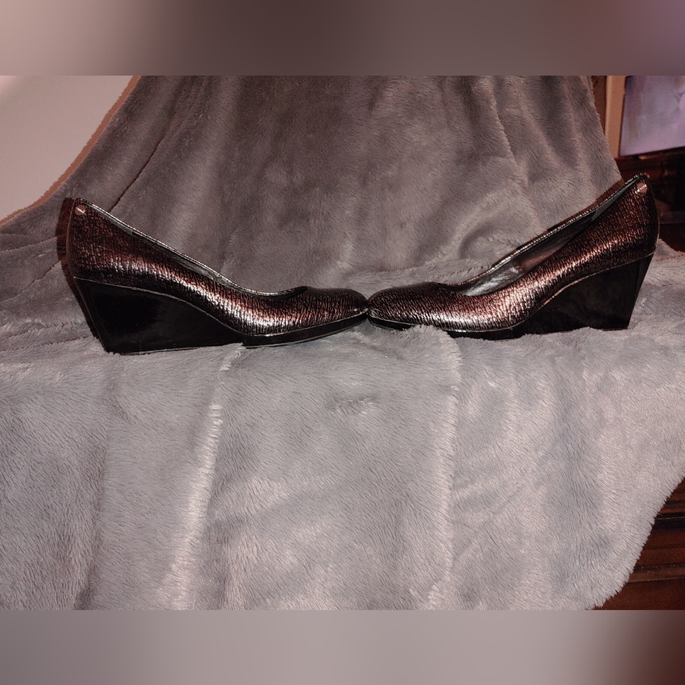 Calvin Klein Gray Patent Leather Wedges. Runs narrow.